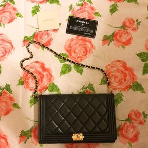 Chanel Lambskin Quilted Clutch